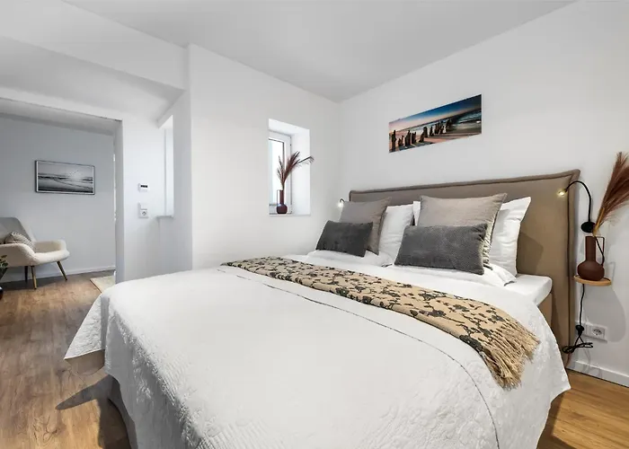 Leneshus Apartamento *